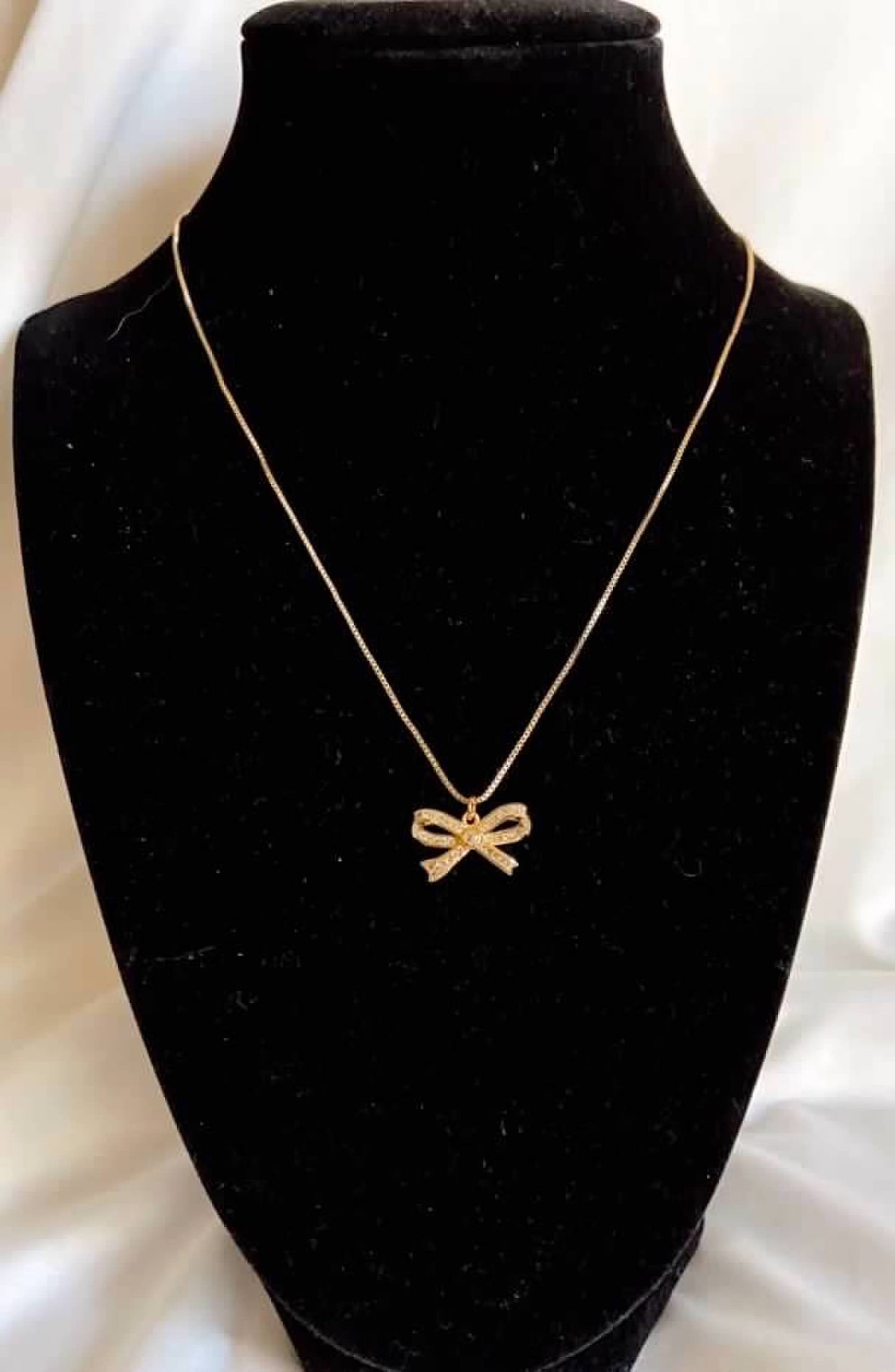 Beau Necklace