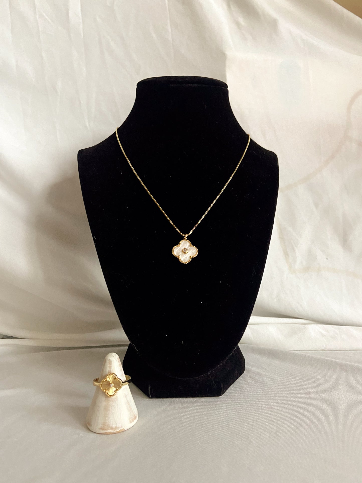 Naomi Necklace