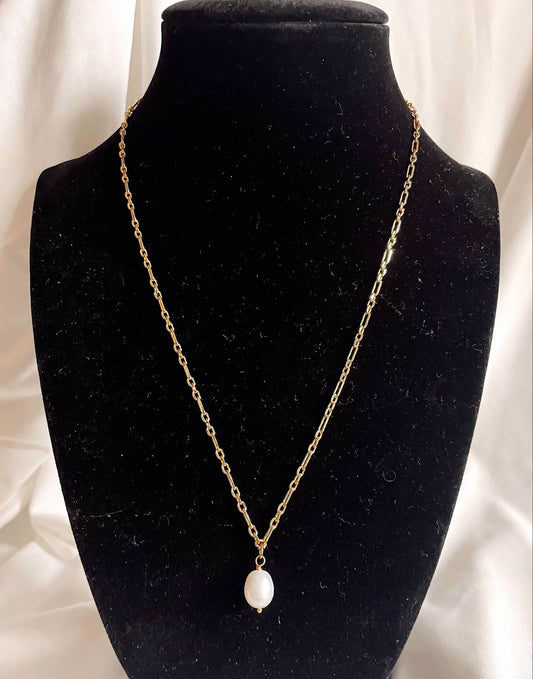 Lulu Necklace