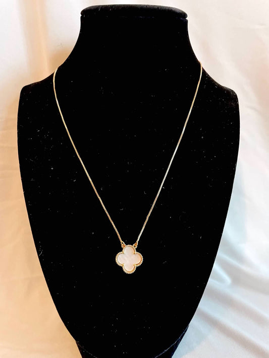 Trefoil Necklace
